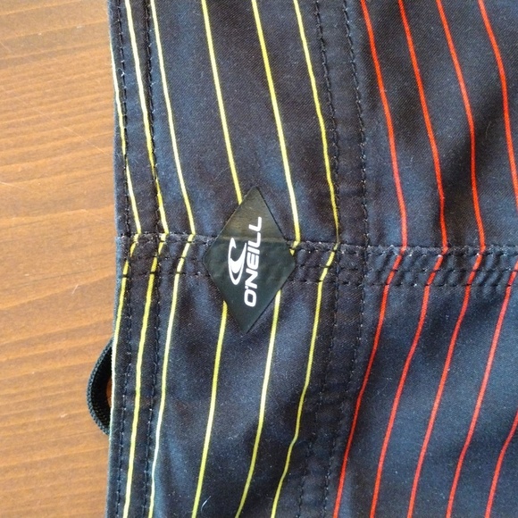 O'Neill Santa Cruz Board Shorts, Size 40, Black w/ green,red and yellow stripe - Picture 3 of 8